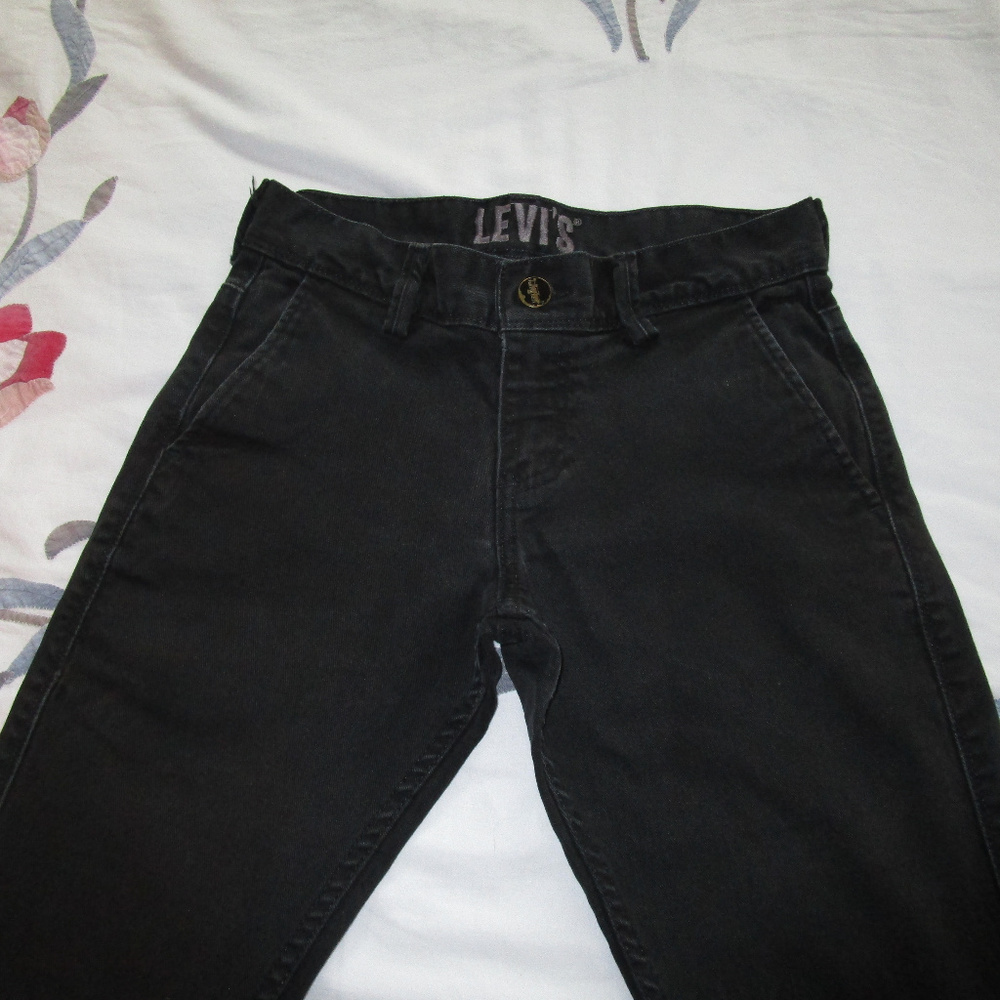Levis 511 Skinny black jeans 28x30 used